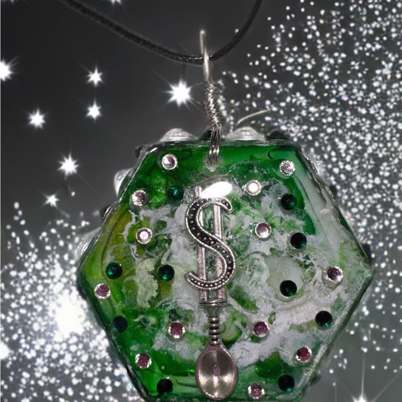 Green & White Silver  Spoon  Dollar Sign Charm Pendant Necklace - Picture 1 of 8